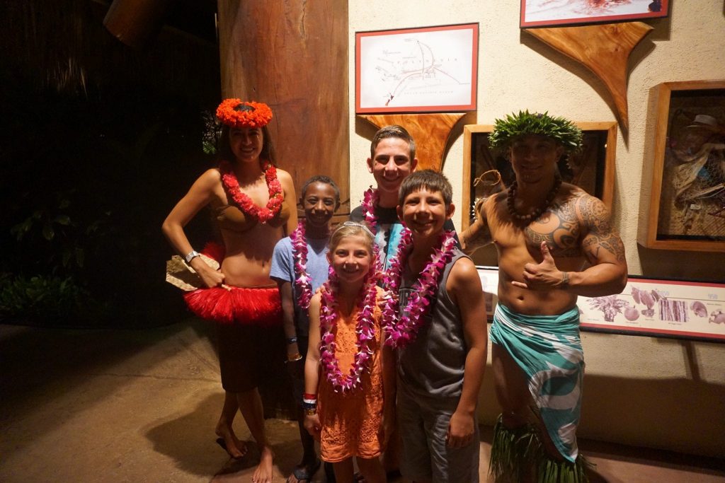 Old_Lahaina_Luau_www.GlobalMunchkins.com