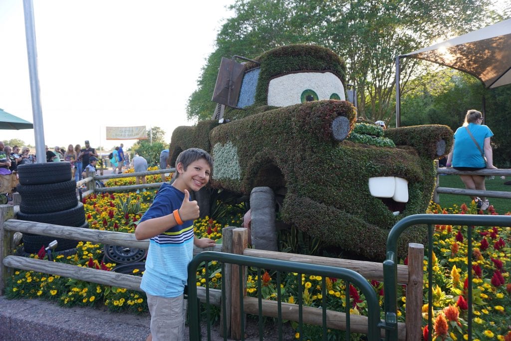 Disney Crowd Calendar Mater Topiary at the Epcot Flower and Garden festival | Global Munchkins