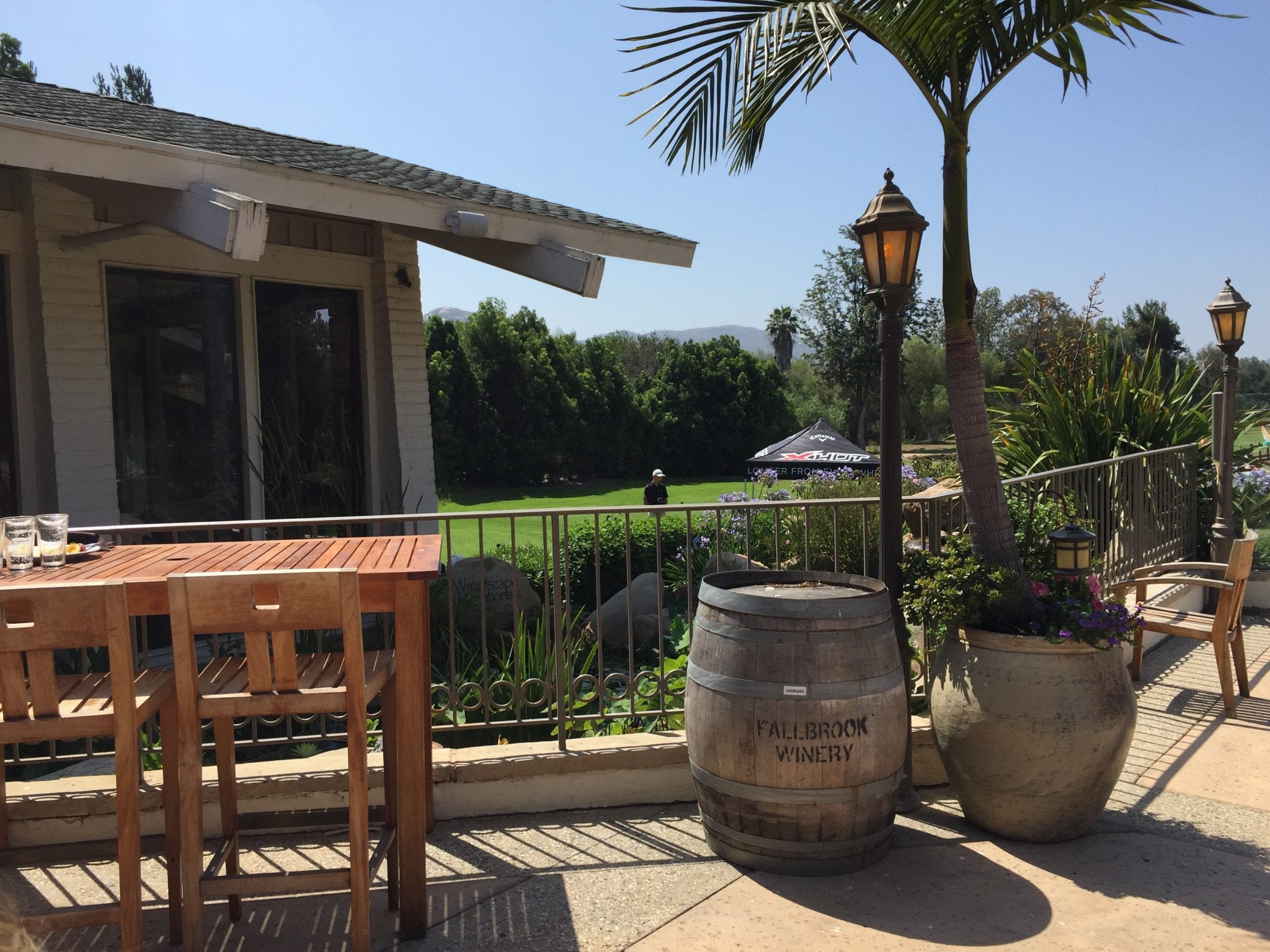 Beautiful Patio offering Al Fresco Dining at Aquaterra Restaurant in Fallbrook CA | Global Munchkins