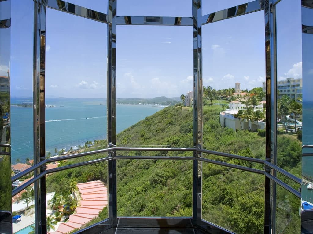 elevator-view-El Conquistador Resort