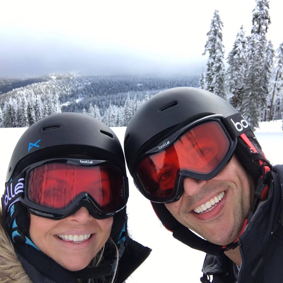 Everything you need to know about visiting Northstar California Resort located in gorgeous Lake Tahoe CA. This ULTIMATE Guide will show you all the awesome things to do in Tahoe, the best places to eat and where to ski. Check it out!!