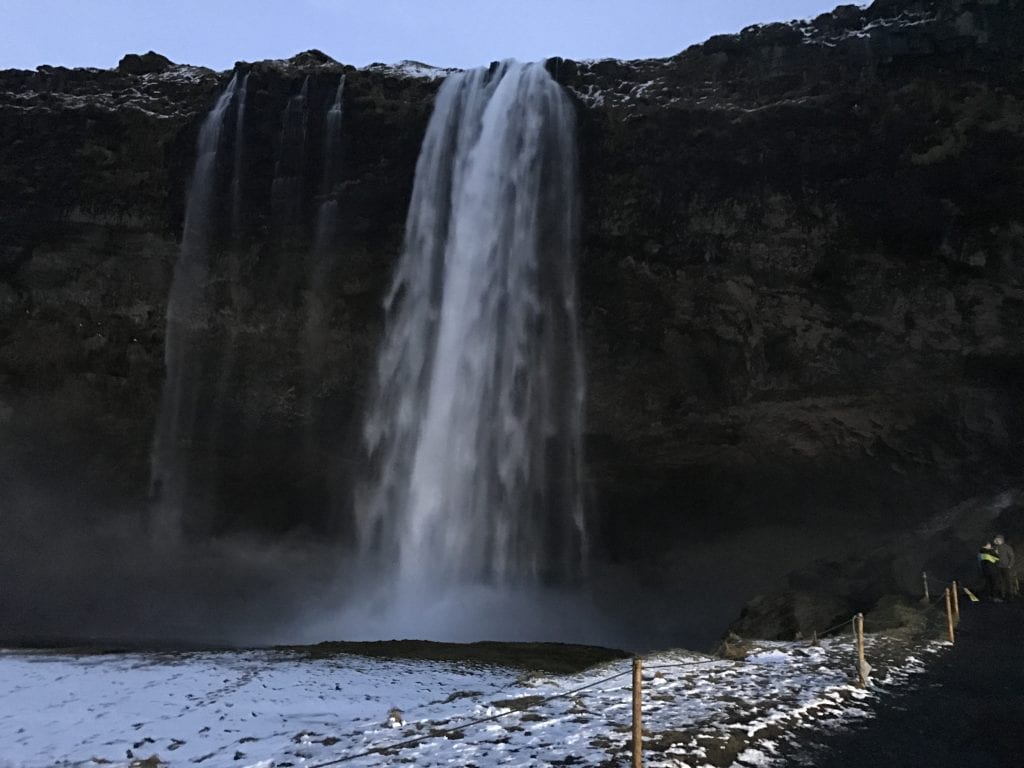 Icelandic Mountain Guides – Sólheimajökull Glacier Walk