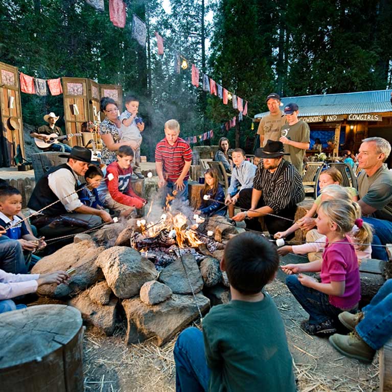 There is no better place to stay while visiting Yosemite than Tenaya Lodge and no better time than summer. Check out all of the amazing summer activities Tenaya Lodge has to offer.