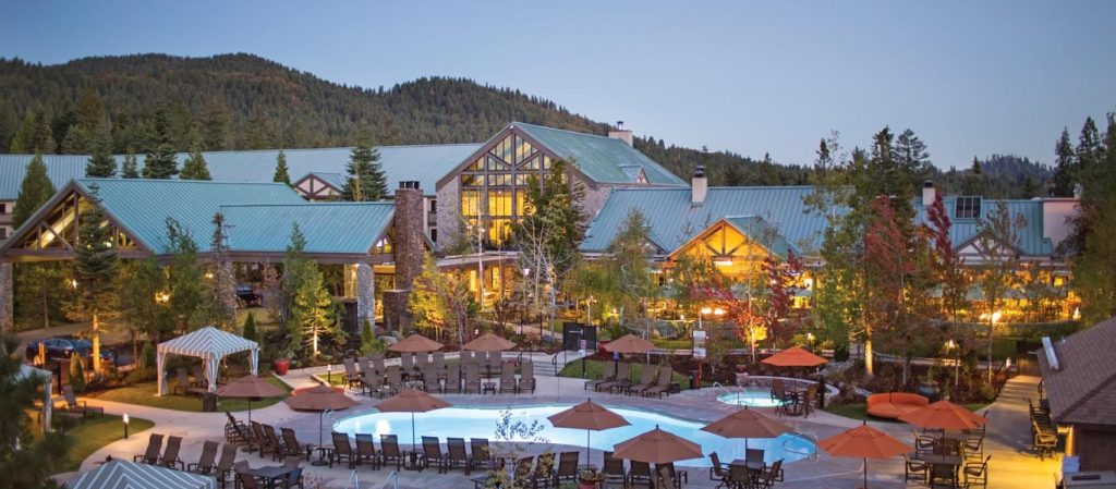 There is no better place to stay while visiting Yosemite than Tenaya Lodge and no better time than summer. Check out all of the amazing summer activities Tenaya Lodge has to offer.