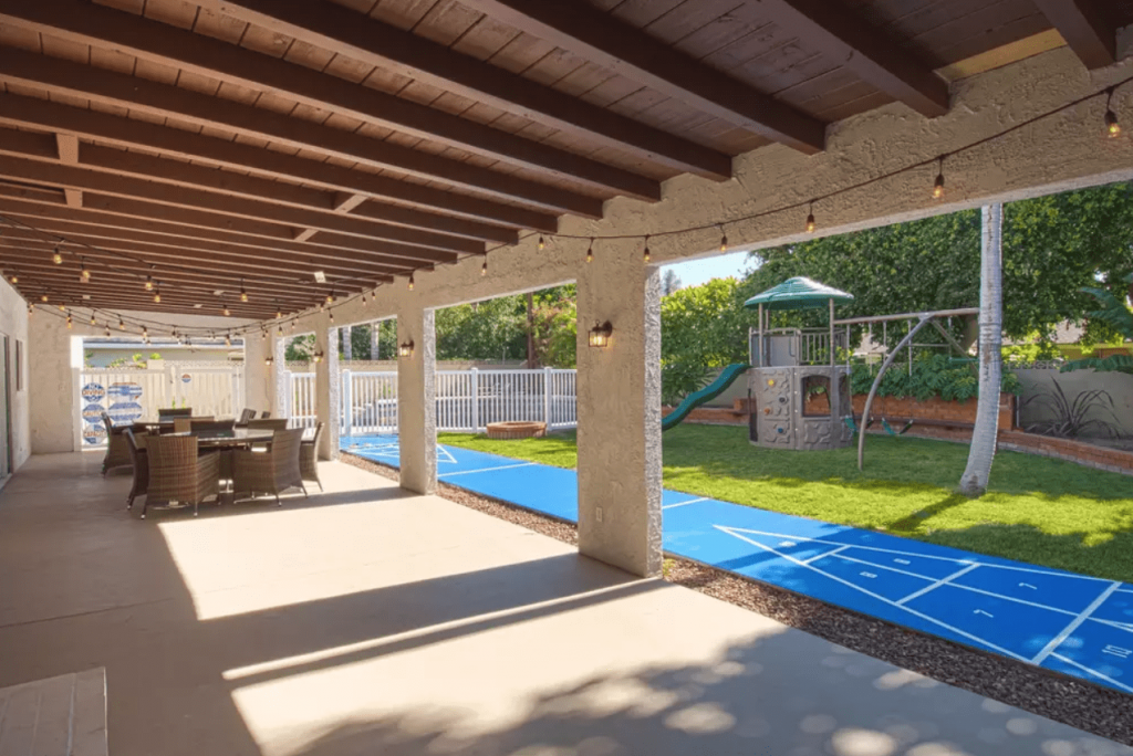 Airbnb Anaheim [17 Incredible] Disney Inspired Airbnbs Near Disneyland