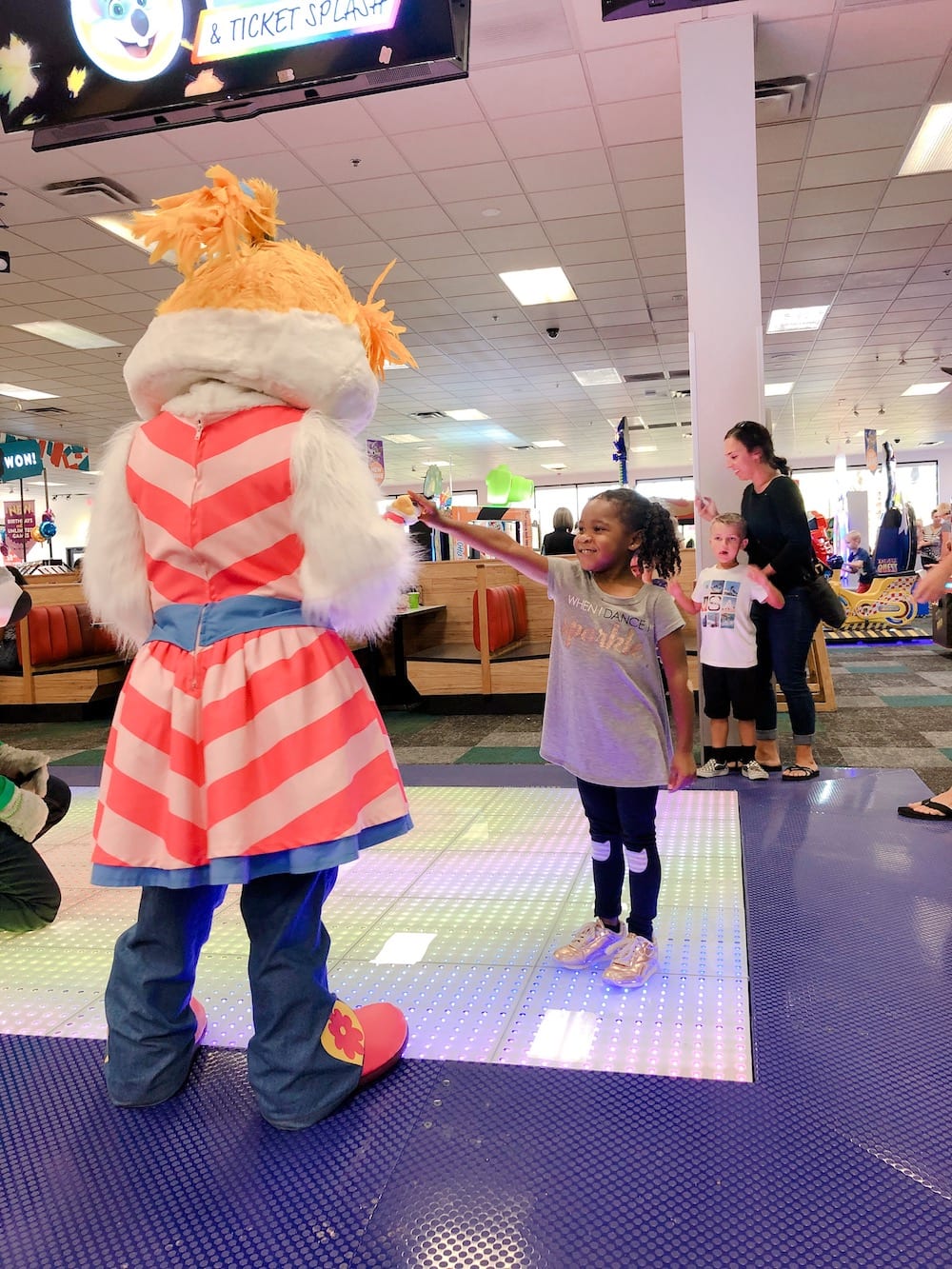 3 Reasons to Check out the New Chuck E. Cheese All You Can Play