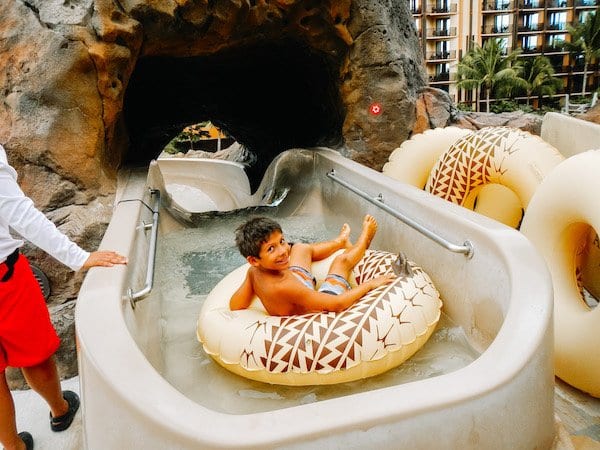 Aulani Pool Review - Waterslide