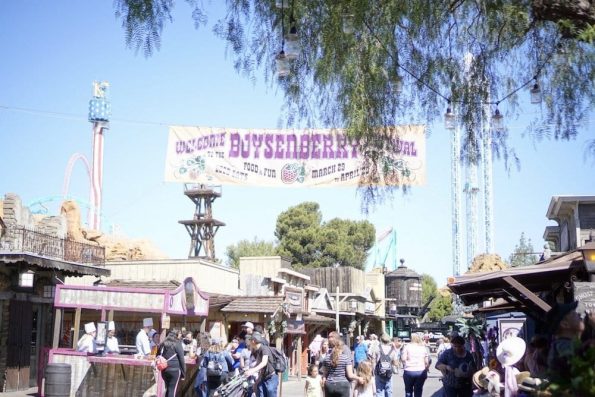 Knott’s Berry Farm Discount Tickets [11 Easy Ways] To Save Money