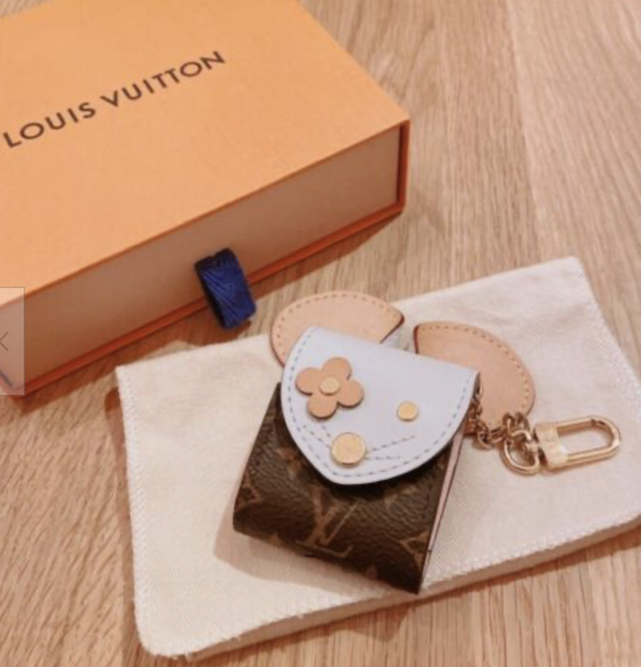 Black LV Louis Vuitton Luxury High End Airpods Case – Royalty High