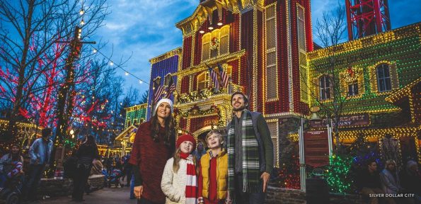 15 Best Christmas Vacations For Families [from Christmas Enthusiasts!]