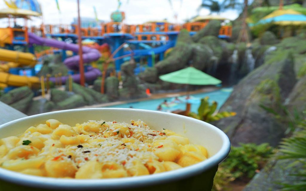 The Best Universal Orlando Food & Drinks [Top 15 Foods You Have to Try]