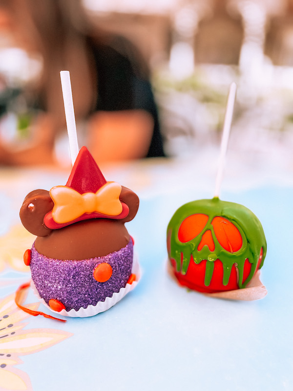 Disney Halloweentime Caramel Apples