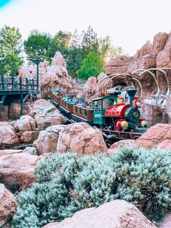 Disney Genie + = Big Thunder Mountain