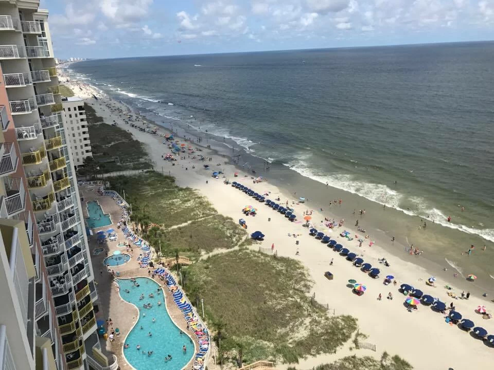 The BEST Myrtle Beach Activities - ULTIMATE Guide to Myrtle Beach 5 Find the best Myrtle Beach activities for families plus our recommendation on the best affordable family resort and more. #MyrtleBeach #ThingsToDoMyrtleBeach