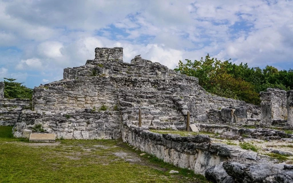 15 Mind Blowing Things To Do In Cancun With Kids 8 d41c78454d017cccf28c63f74f42a4d0