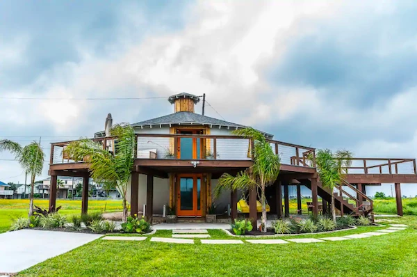10 Unique Airbnbs in Texas for the Entire Family 2 airbnbs in Texas