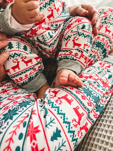 The Best Holiday Matching PJs for Less! 5 matching pjs photoshoot