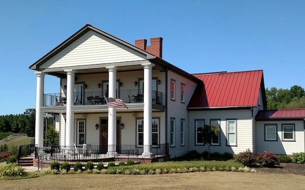 Top 5 Gorgeous Lake Gaston Rentals and What to Do 4 lake Gaston rentals